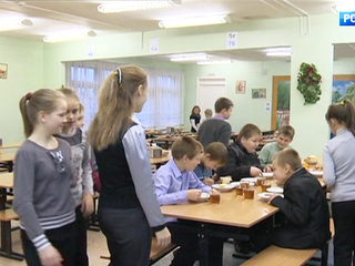 Питание школьников с особенностями здоровья обсудили в Общественной палате РФ