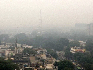 Уровень загрязнения воздуха в Дели достиг критического уровня