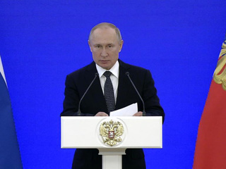 Путин предложил тост за героев России