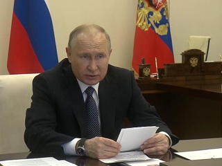Владимир Путин назвал главный приоритет в борьбе с коронавирусом