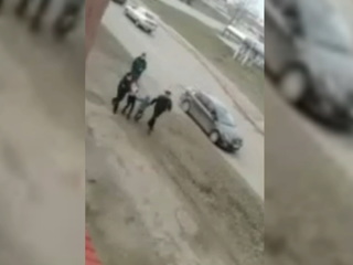 Башкирские полицейские силой увезли двух детей за нарушение комендантского часа