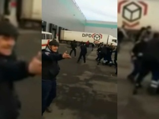 Мигранты устроили массовую драку на складе в Подмосковье