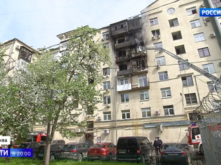 Пожар на Фрунзенской набережной: жильцы выбегали в чем попало