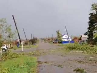 По восточным регионам России пронесся мощный ураган
