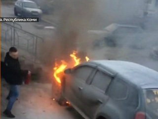 СК расследует поджог автомобиля директора телеканала в Воркуте