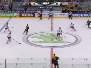 Россия обыграла Германию и досрочно вышла в 1/4 финала чемпионата мира по хоккею