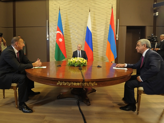 Алиев и Саргсян надеются мирно решить нагорно-карабахский конфликт
