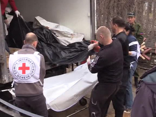 Ополченцы и украинские военные передали друг другу тела убитых