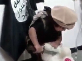 Трехлетний новобранец ИГИЛ обезглавил плюшевого медвежонка